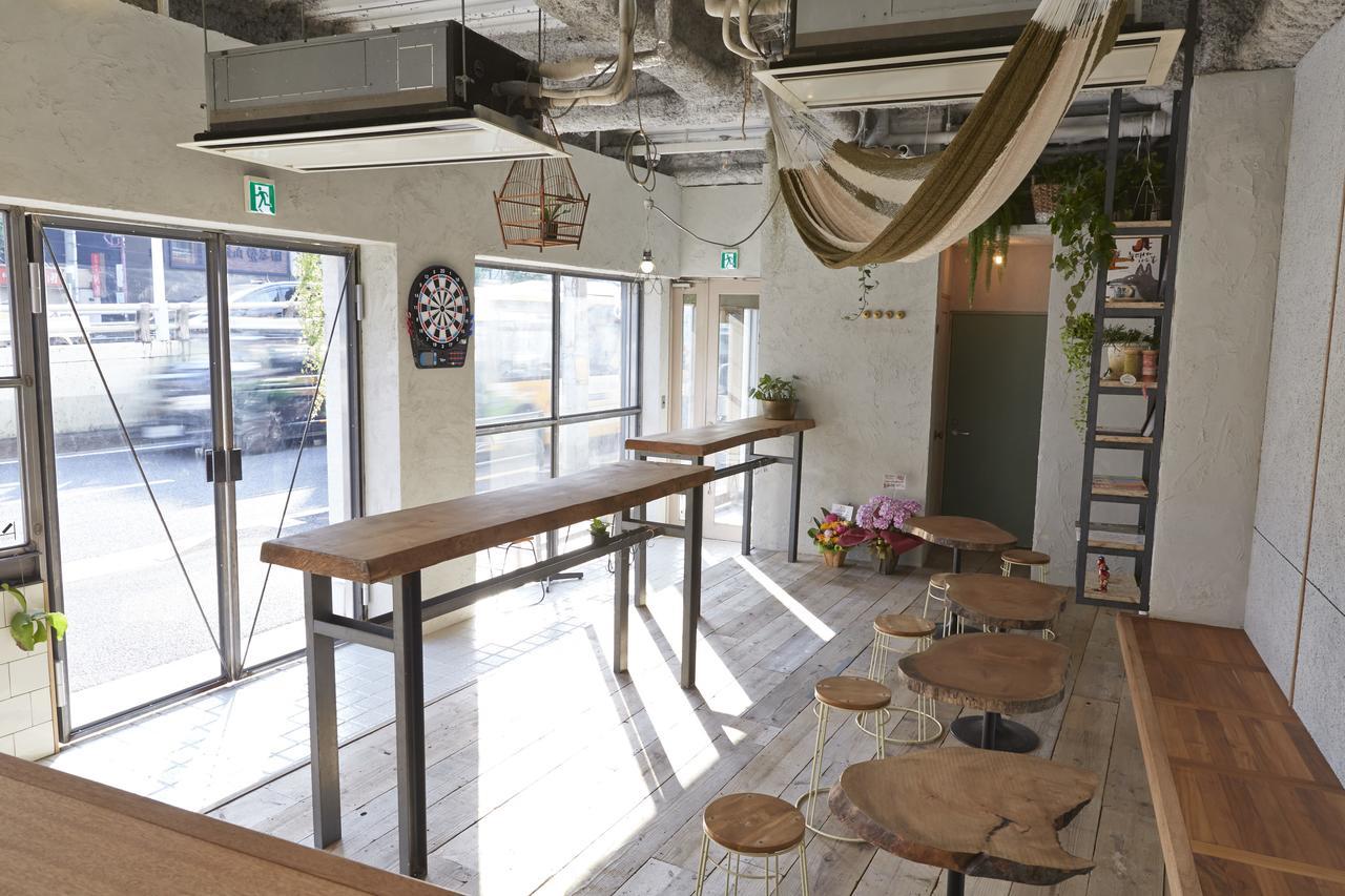 Inno Hostel & Pub Lounge Ueno, Токіо Екстер'єр фото