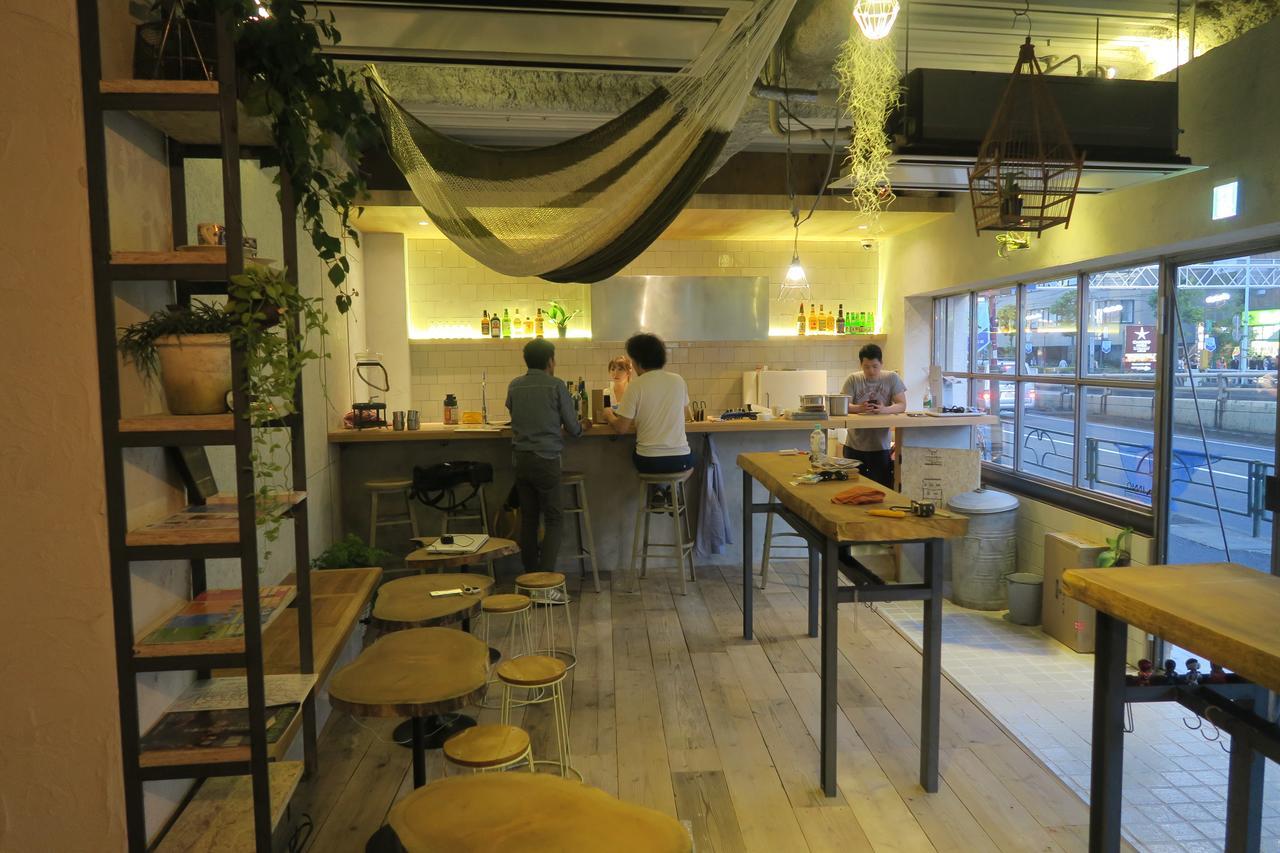 Inno Hostel & Pub Lounge Ueno, Токіо Екстер'єр фото