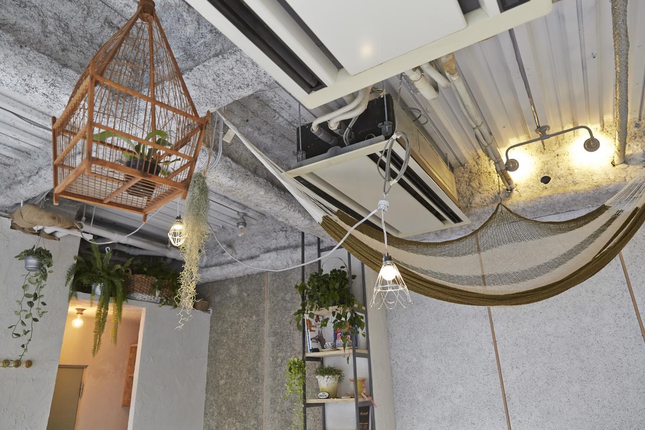 Inno Hostel & Pub Lounge Ueno, Токіо Екстер'єр фото